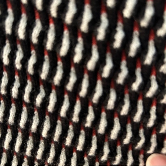 Escada Sport Off-Center Front Zip Cardigan. Size Large. - Picture 8 of 11